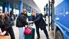 Школьники из Белгородской области прилетели в Омск