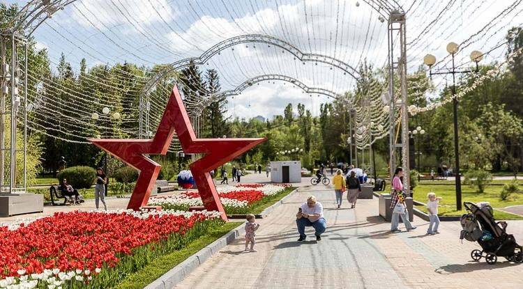 Гладков раскритиковал белгородских чиновников за плохую подготовку ко Дню Победы