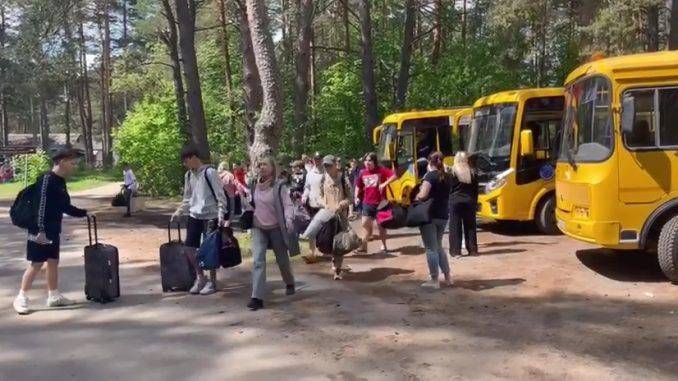 В Белгородской области идет прием заявок на отдых детей из приграничья