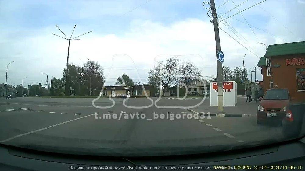 Белгородские автоинспекторы привлекли к ответственности водителя за нарушение ПДД при выезде с кольца