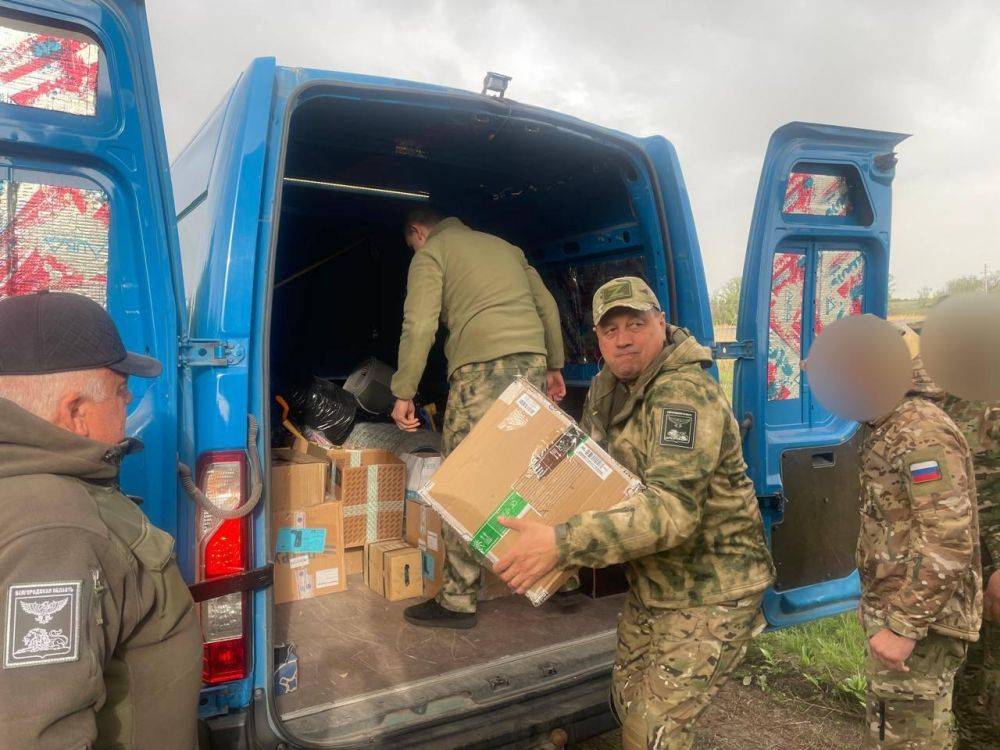 В Луганскую народную республику отправилась новая партия груза, собранная депутатами облдумы для российских военных