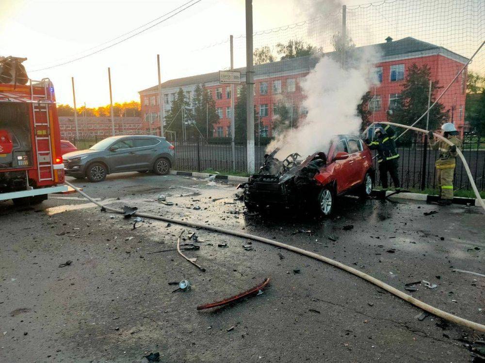 Город Шебекино Белгородской области подвергся повторной атаке БПЛА со стороны ВСУ, пострадавших нет, сообщил губернатор