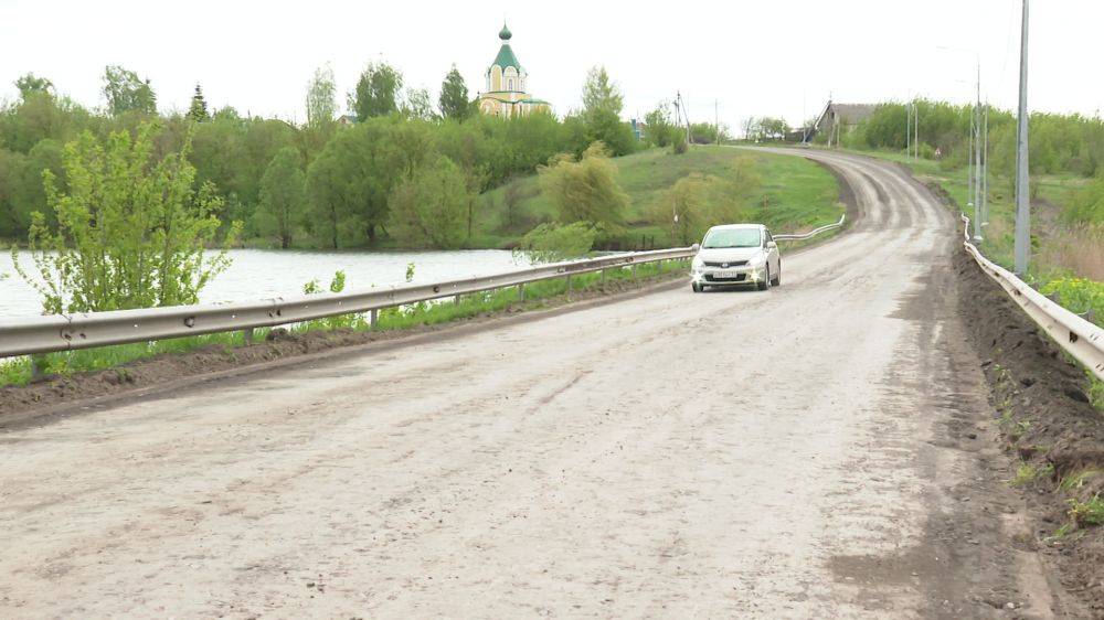 В Ивнянском районе начали капремонт подъездной дороги к селу Курасовка