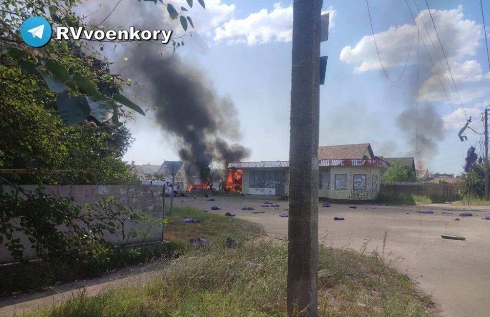 Боевики ВСУ нанесли удары по Белгородской области — местный тракторист ранен