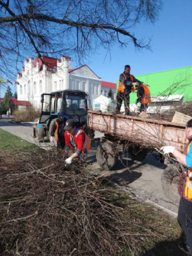 В Белгородской области продолжаются субботники