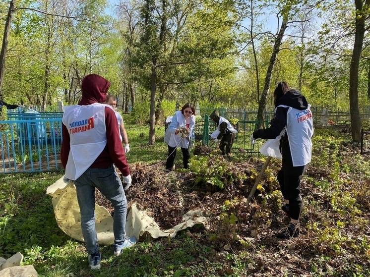 В Губкине прошла акция «Субботник Памяти»