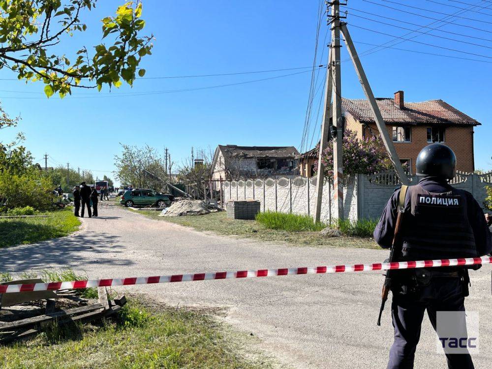 Кадры последствий взрыва в Белгороде