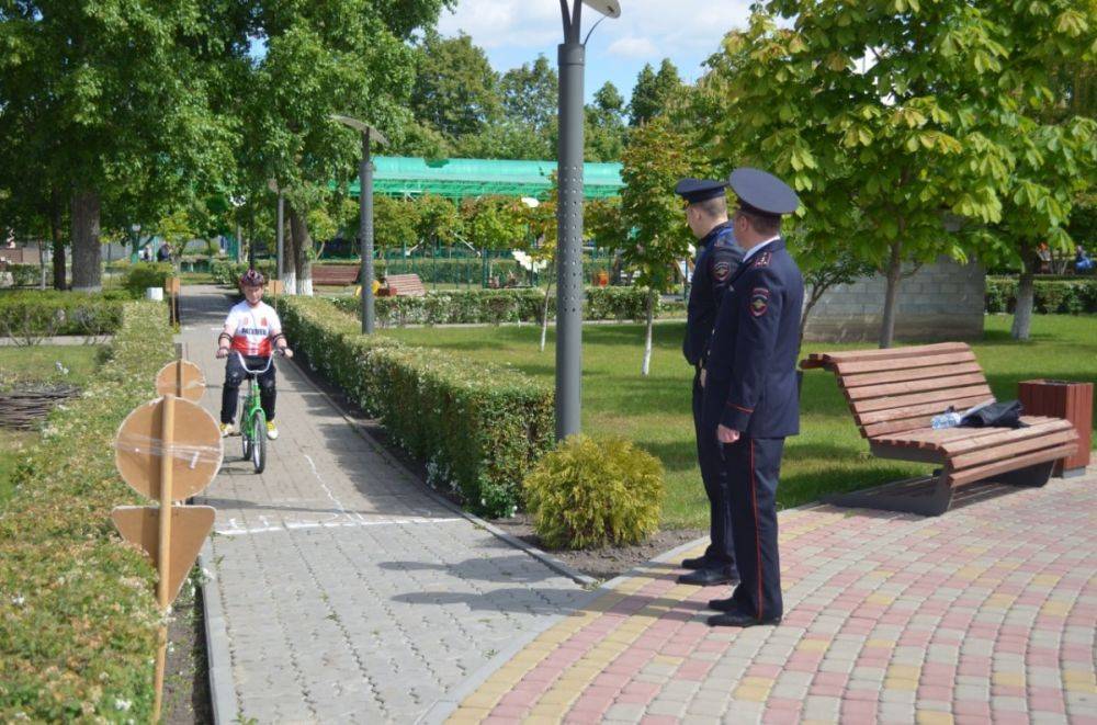 В Белгородской области прошёл региональный этап Всероссийского конкурса юных инспекторов движения «Безопасное колесо»