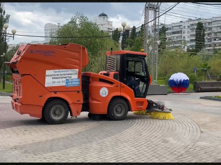 275 коммунальщиков готовят улицы Белгорода к 9 Мая