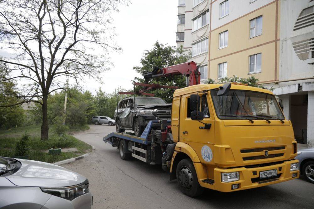 Вячеслав Гладков провел оперативное совещание на месте обрушения жилого дома в Белгороде