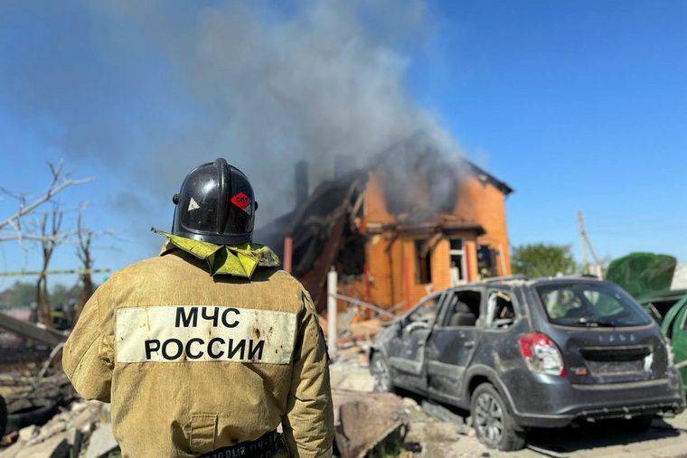 Что происходит на месте взрыва в Белгороде, где пострадали пять человек. Видео