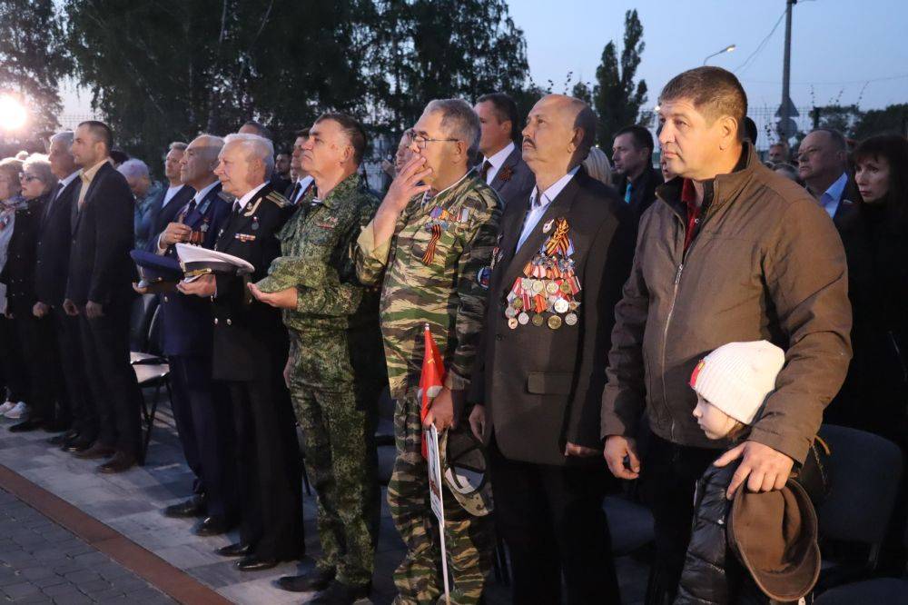 В Белгороде открыли мемориальный комплекс в память жертв трагедии на камышитовом заводе