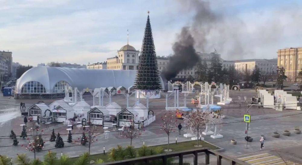 В центре Белгорода открылась инсталляция, посвященная последствиям обстрелов ВСУ