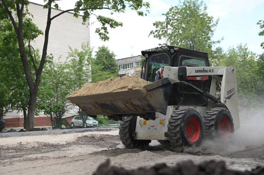 В Белгороде до конца августа планируют завершить благоустройство сквера на улице Мичурина