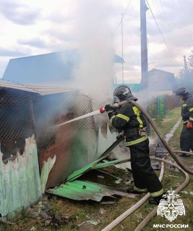 За прошедшие сутки на территории области зарегистрировано шесть пожаров, три из которых произошли в жилых домах