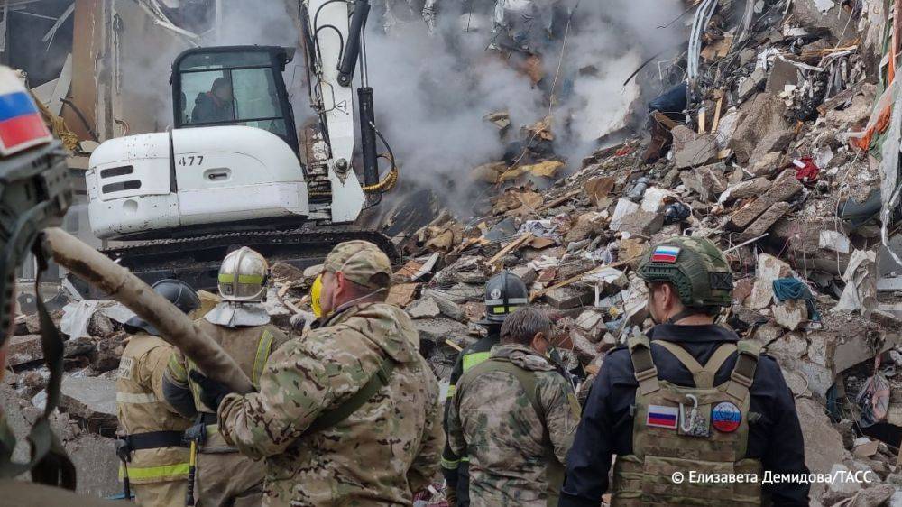 Что известно об обрушении подъезда жилого дома в Белгороде