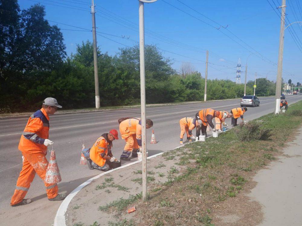 Сегодня в уборке Белгорода задействовано 262 рабочих и 85 коммунальных машин