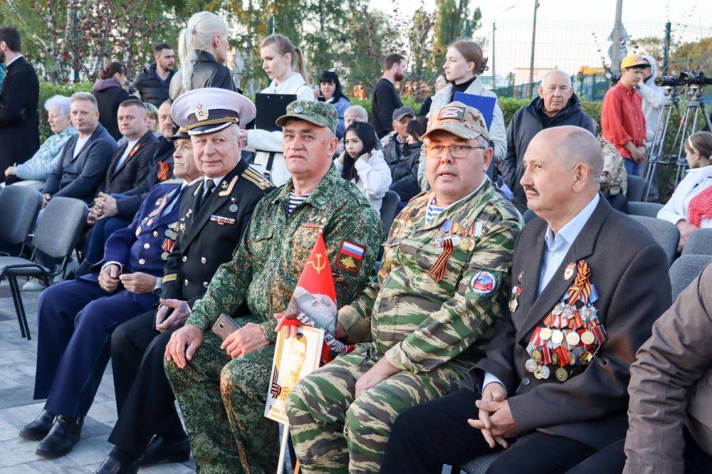 В Белгороде открыли мемориальный комплекс в память жертв трагедии на камышитовом заводе