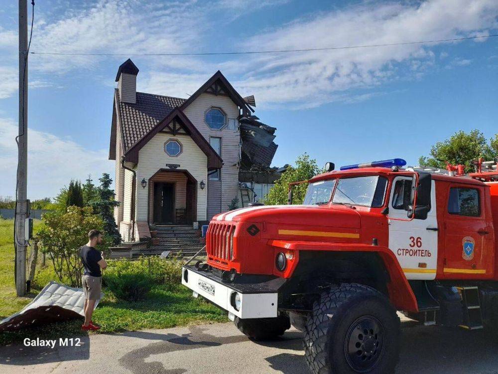 В Белгородской области беспилотник упал на частный дом и взорвался - погибла женщина