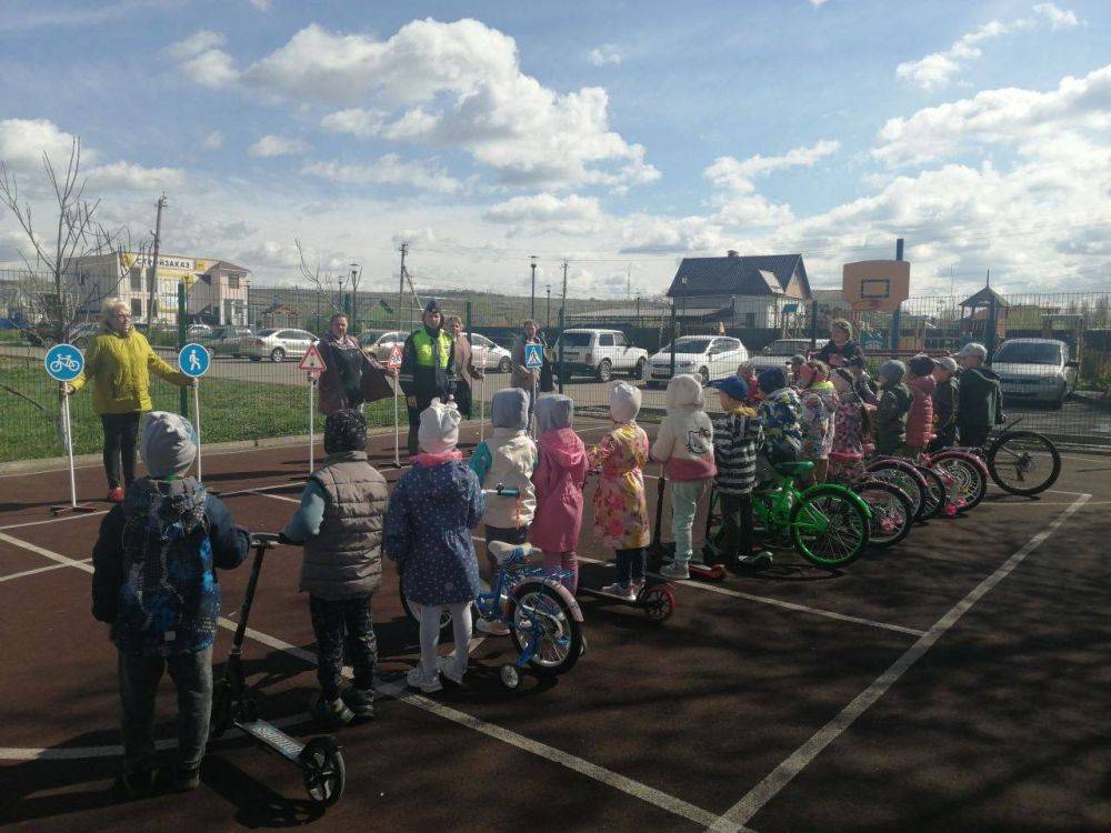 Белгородские автоинспекторы организовали практические занятия по дорожной безопасности для дошкольников