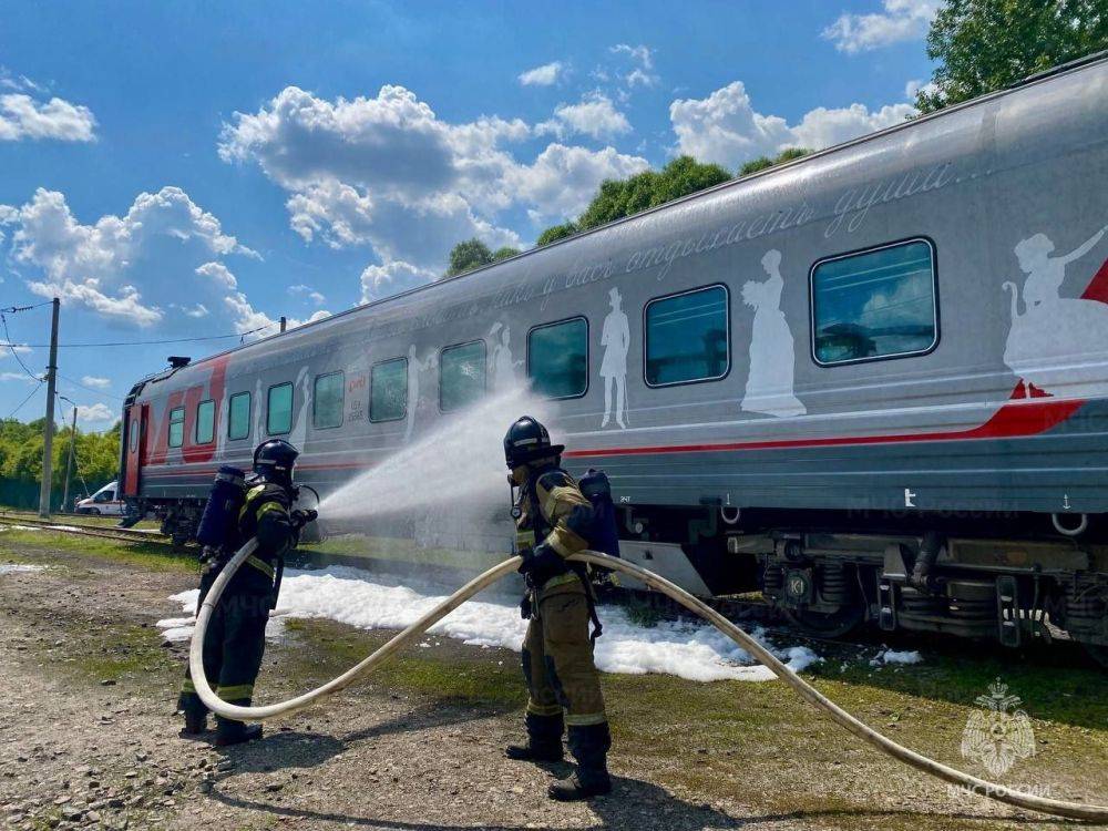 В городе Старый Оскол прошла тренировка по ликвидации чрезвычайной ситуации на железнодорожном транспорте