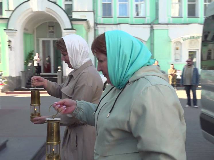 На Белгородчину прибыл Благодатный огонь