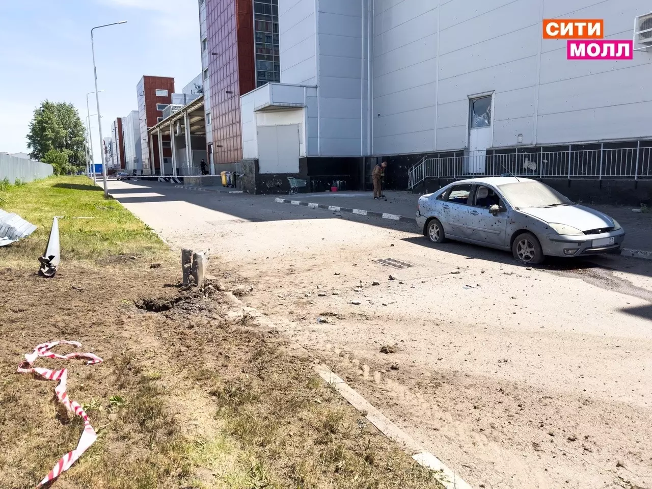 Попавший под обстрел ТЦ на Харгоре в Белгороде сообщил о временном закрытии3