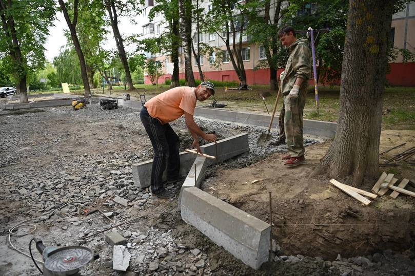 В Белгороде приведут в порядок двор на улице Железнякова2