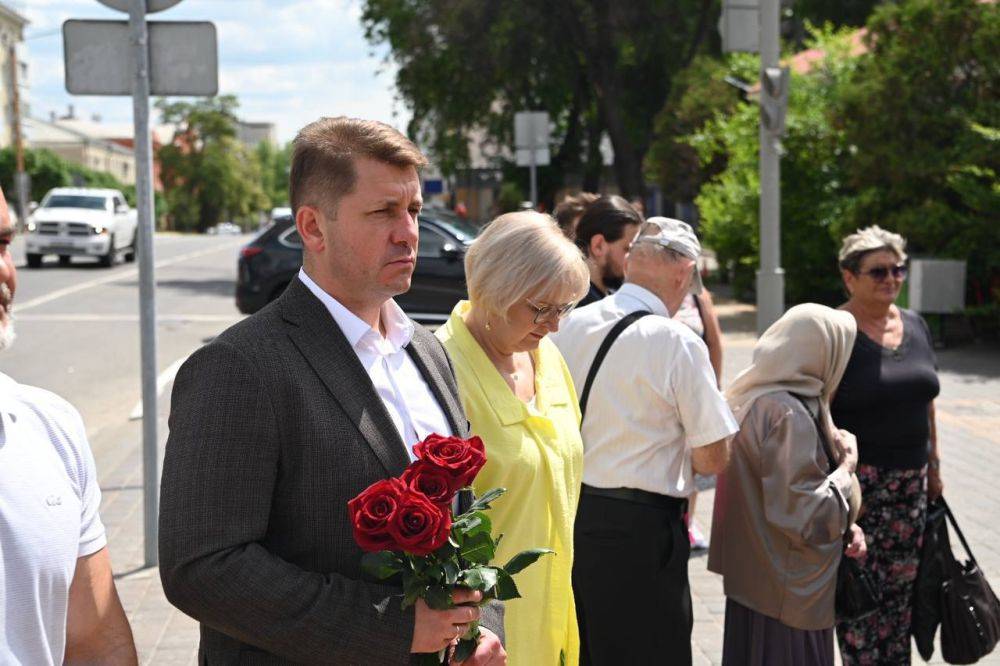 Валентин Демидов: Митрополит Белгородский и Старооскольский Иоанн отслужил литургию возле Сердца Белгорода – на месте страшной трагедии, произошедшей 30 декабря прошлого года