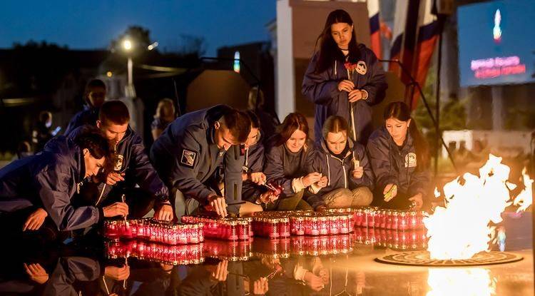 В Белгороде прошла акция «Свеча памяти»