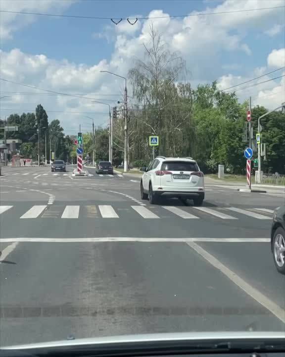 Белгородские полицейские привлекли к ответственности водителя, который допустил нарушение требований дорожных знаков и разметки