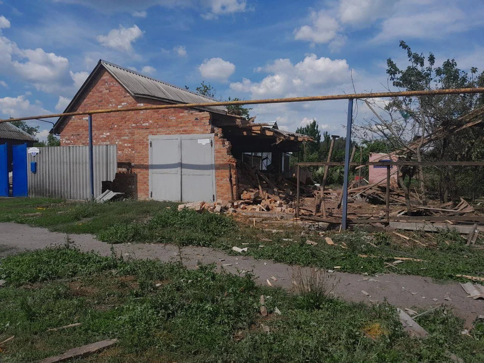 Девять домов, две машины и ЛЭП повреждены при атаке ВСУ на белгородский Грайворон 19 июня0