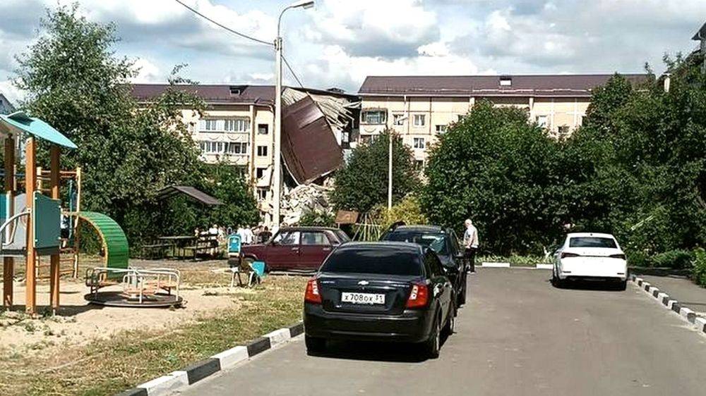 При разборе завалов в Шебекино проводятся «минуты тишины»