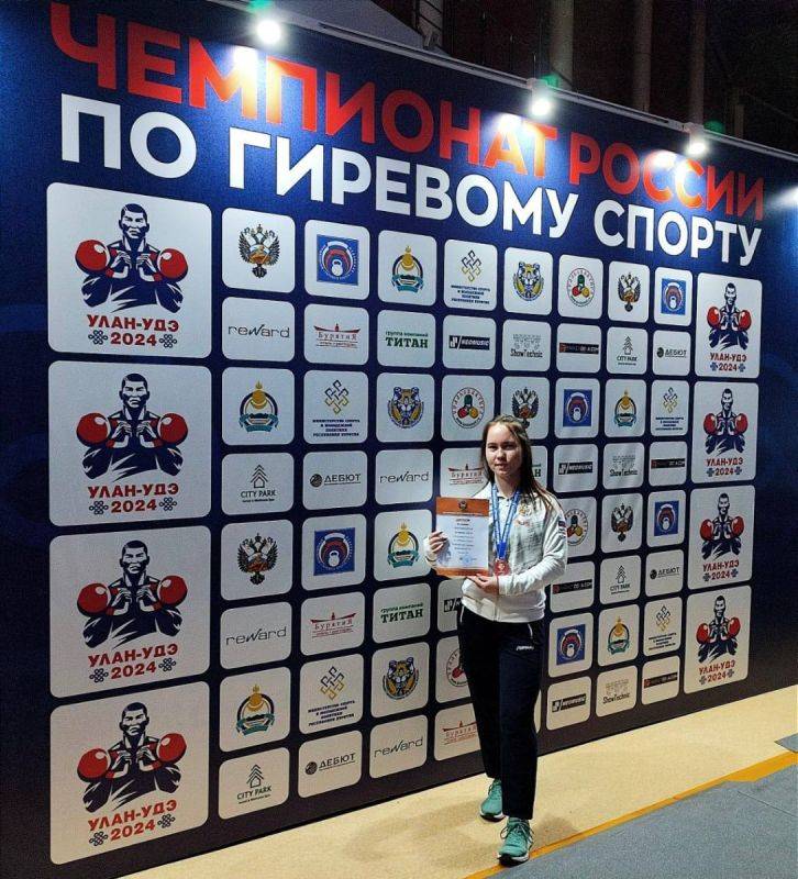 Белгородцы стали призёрами чемпионата России по гиревому спорту