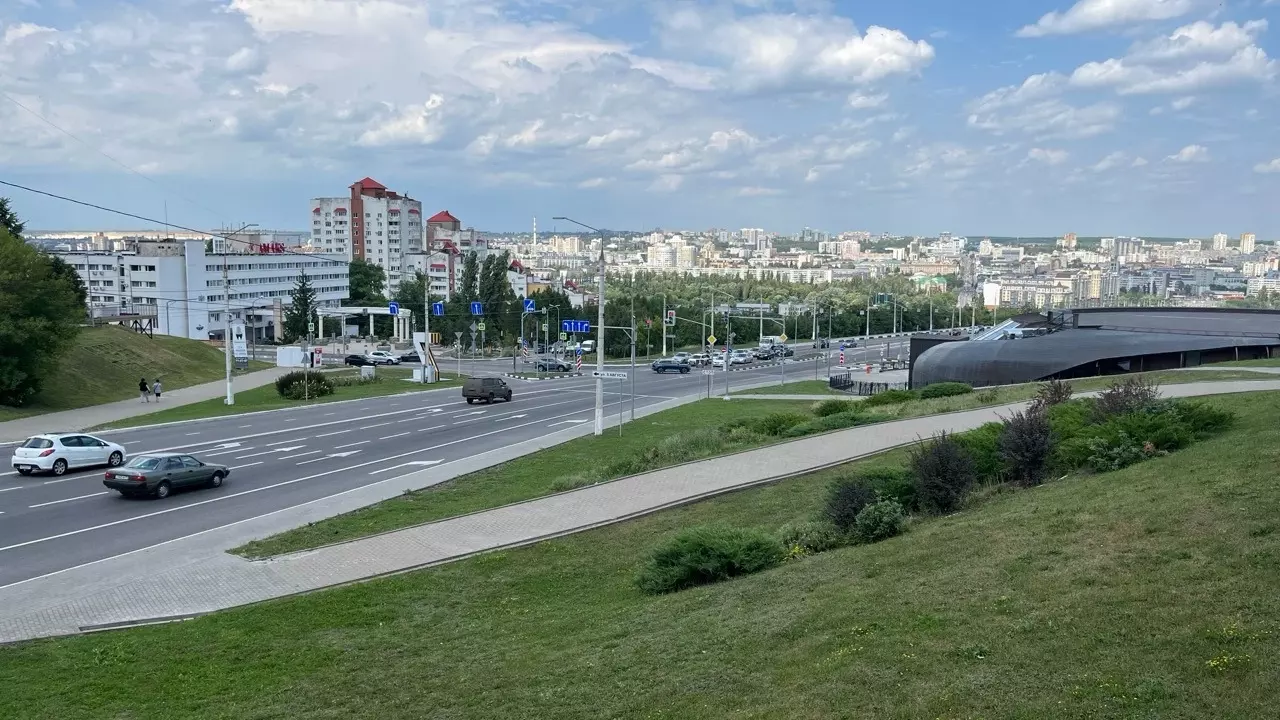 Останется ли пешеходный переход через Ватутина: что изменилось по ходу реконструкции?41