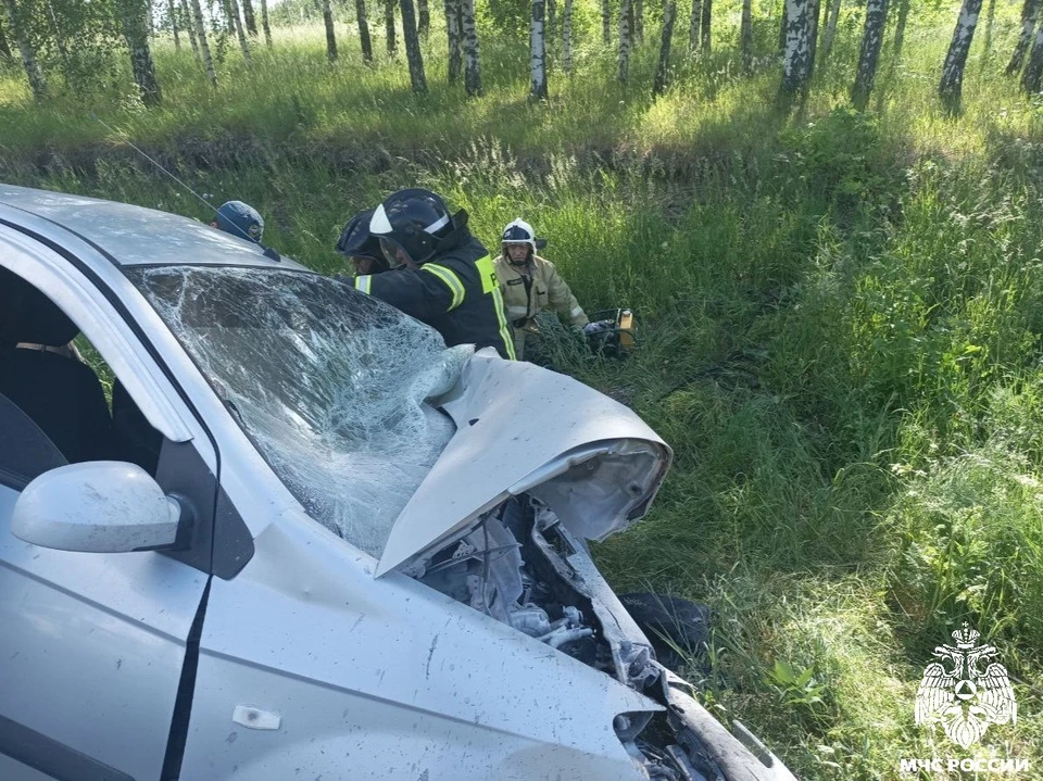 В Белгородской области в столкновении двух иномарок погиб один из водителей0