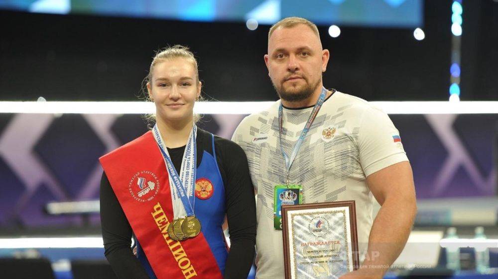 Спортсменка из Старого Оскола победила на чемпионате России по тяжёлой атлетике