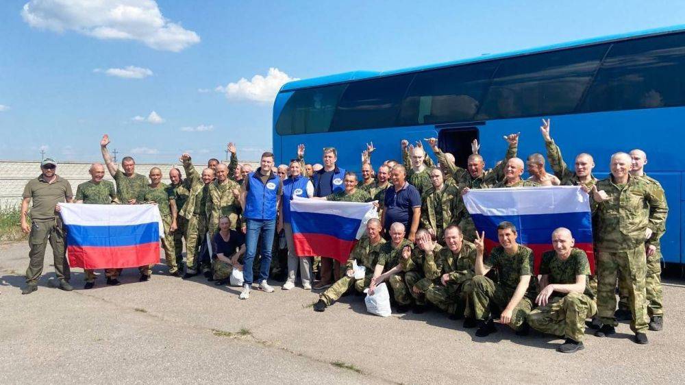 В Белгородской области прошёл обмен пленными Домой возвращены 95 российских военнослужащих, взамен переданы 95 военнопленных ВСУ.