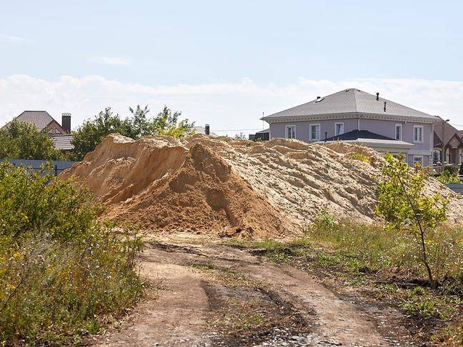 Белгородские дорожники капитально ремонтируют дороги в Дубовом