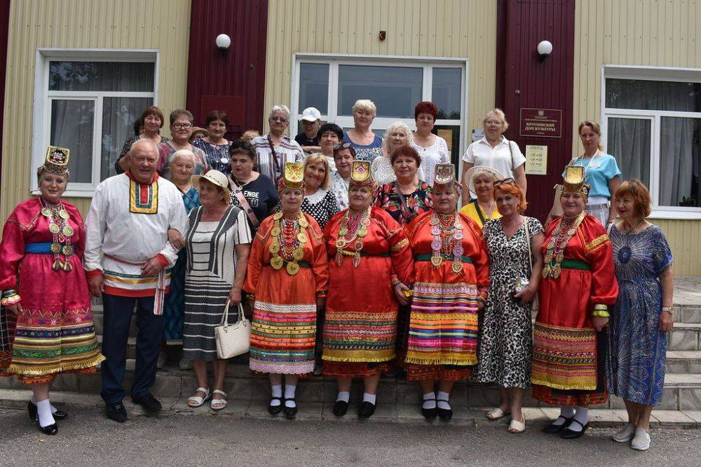 В рамках проекта «К соседям в гости» Красненский район Белгородской области посетили туристы из Старого Оскола