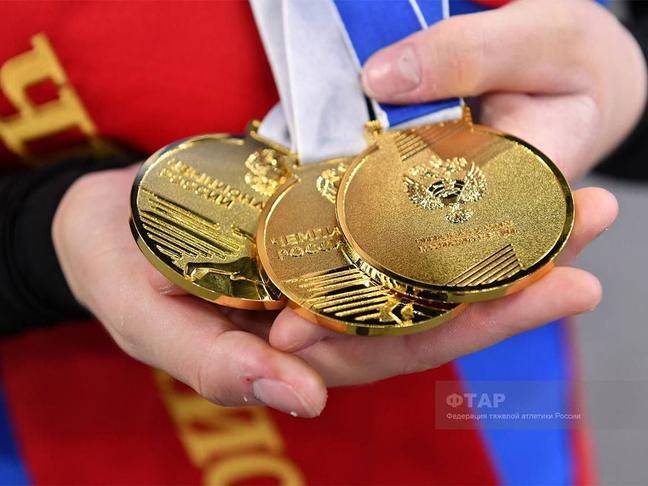 Старооскольская штангистка стала чемпионкой России