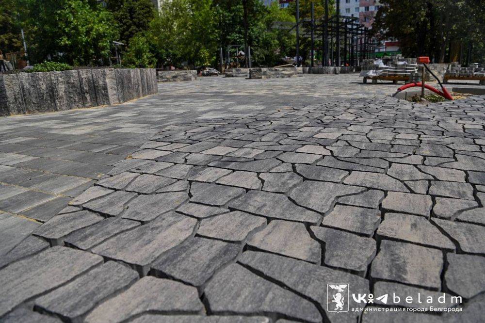 В Белгороде по нацпроекту «Жильё и городская среда» отремонтировали сквер на Садовой в районе дома №102