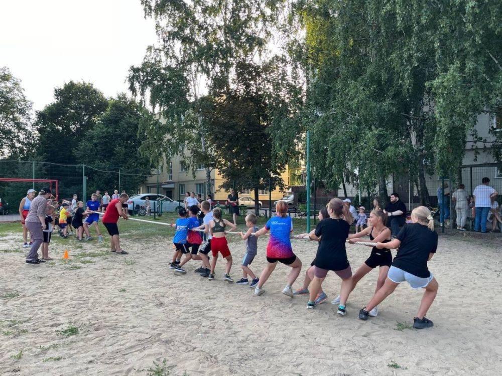 В Волоконовском районе Белгородской области продолжается реализация проекта «Дворовый тренер»