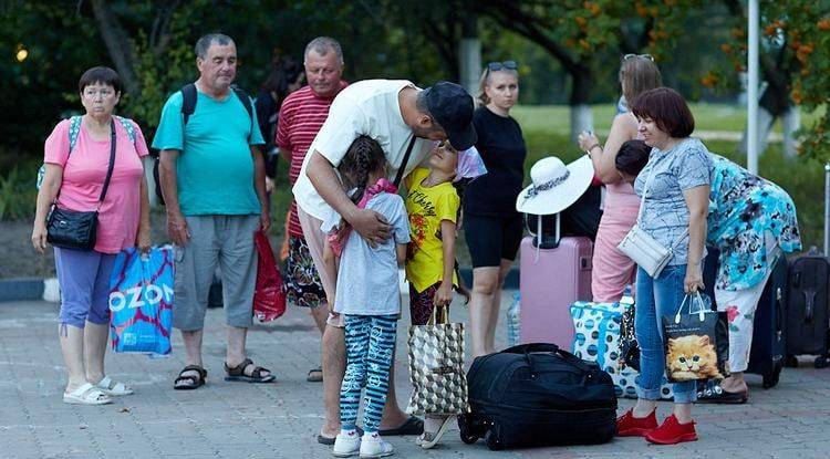 50 жителей белгородского приграничья отправились на отдых в Анапу