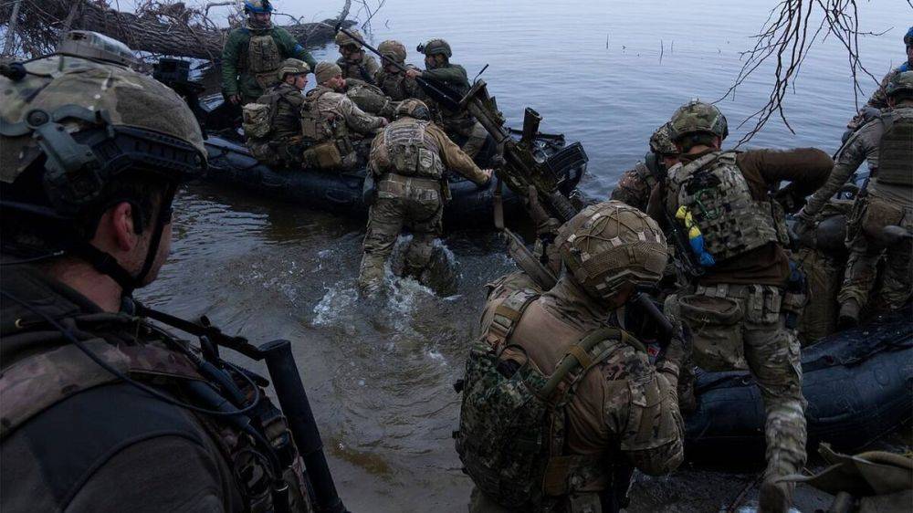 Военкор: ВСУ ради пиара Зеленского положили в Крынках целую бригаду