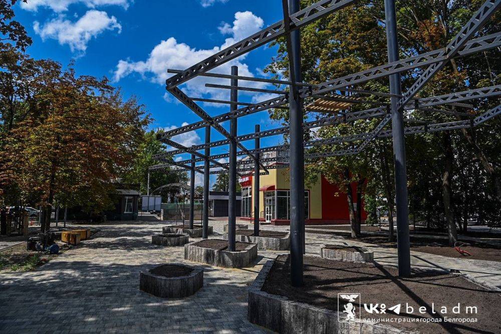 В Белгороде по нацпроекту «Жильё и городская среда» отремонтировали сквер на Садовой в районе дома №102