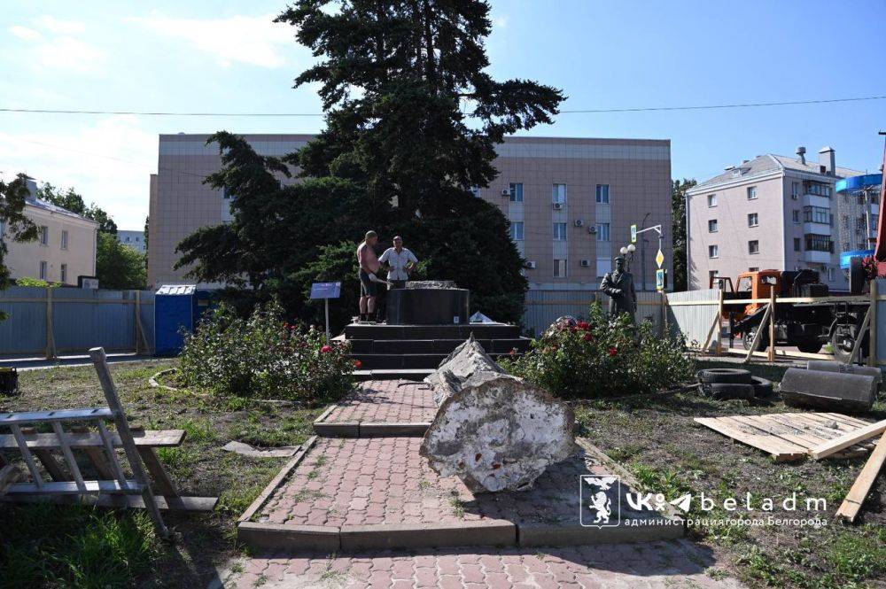 В Белгороде отремонтируют памятник генералу армии Иосифу Родионовичу Апанасенко