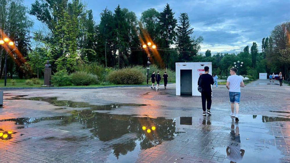 В Белгороде установили новые укрытия на набережной Гостенской и в парке Победы