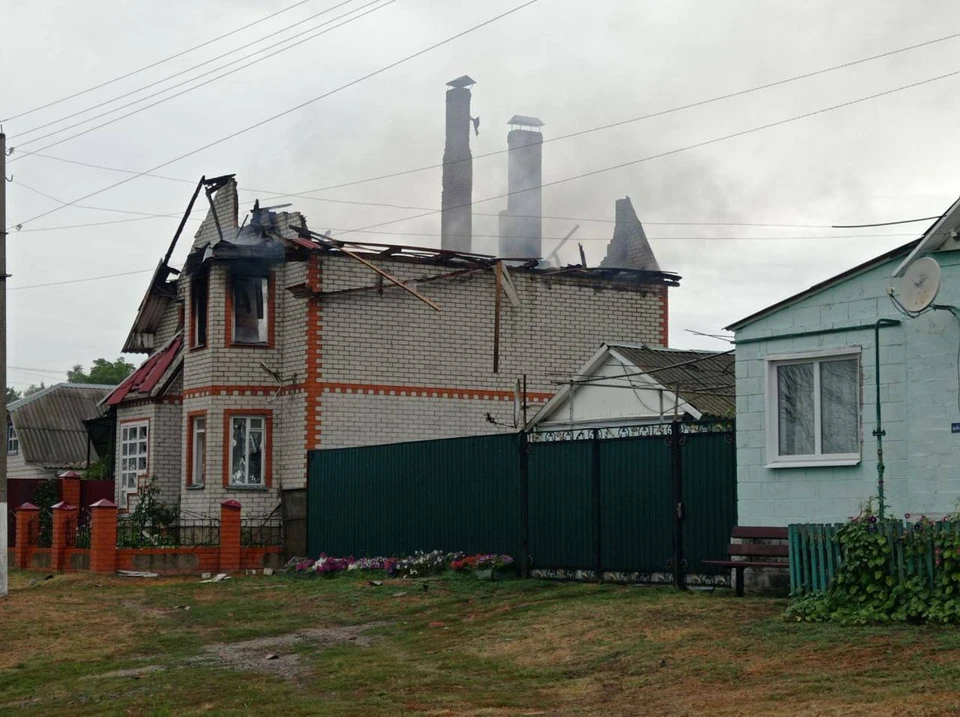 Два дома повреждены при атаке ВСУ на белгородское село Новопетровку0