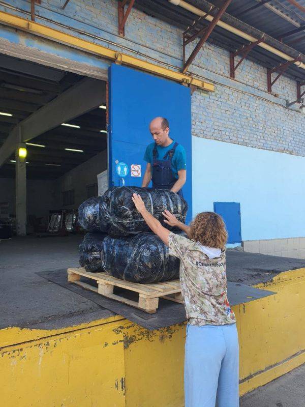 Два майора: Докладывает: Фронтовой снабженец